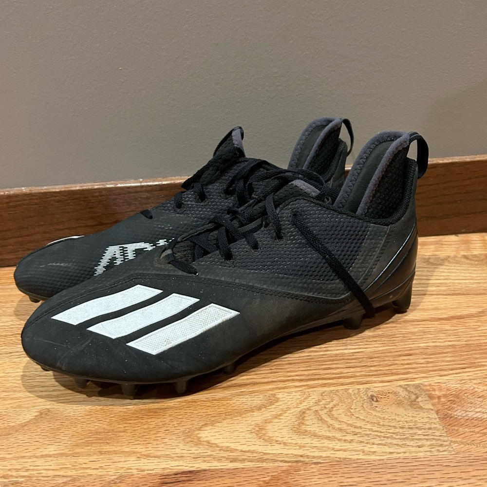 Football cleats